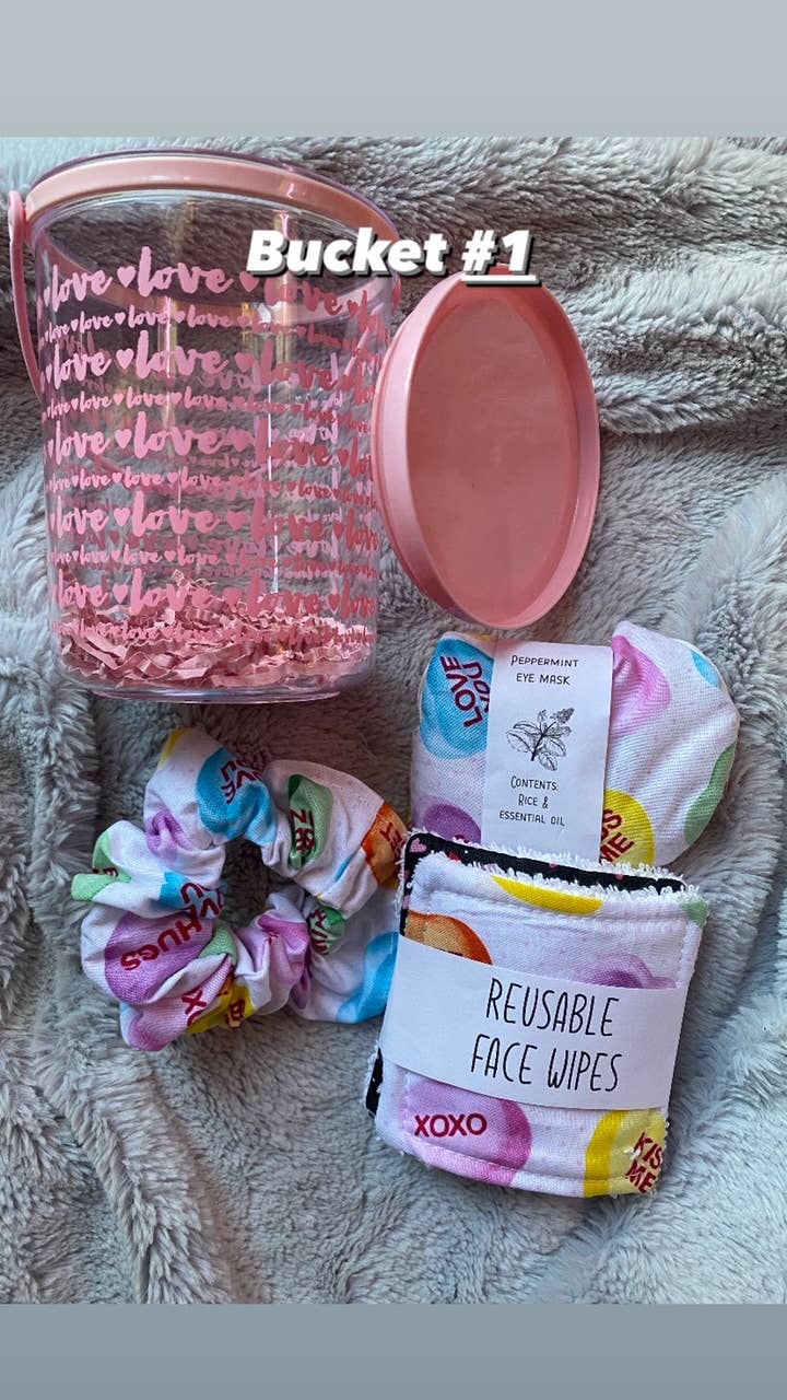 Valentines Day Buckets