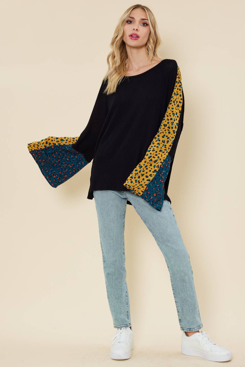 Bell sleeve top with color contrast leopard print
