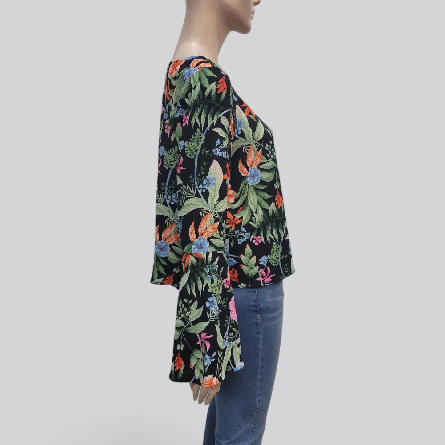 Contemporary Pebble Georgette Pint Pullover Blouse