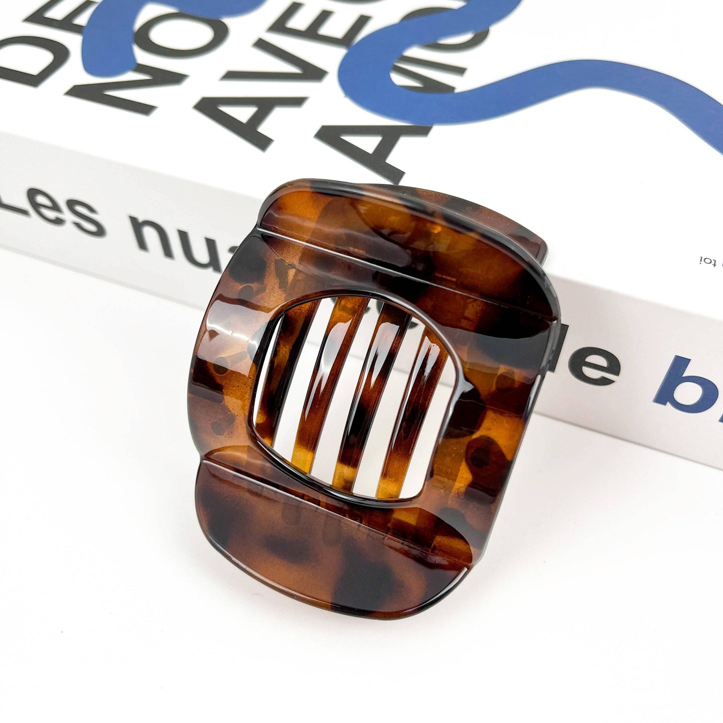 Flat Round Hair Claw Clip, Autumn and Winter Retro Hair Clip