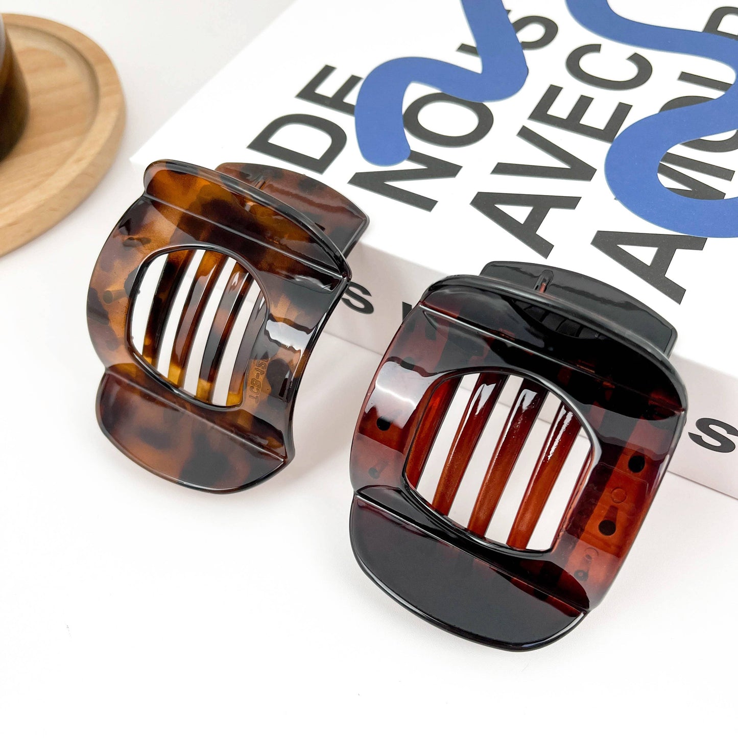 Flat Round Hair Claw Clip, Autumn and Winter Retro Hair Clip