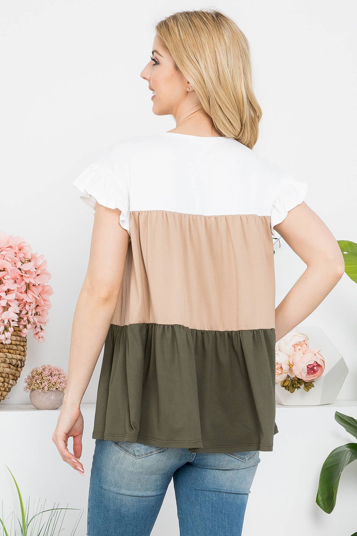 Short Ruffle Sleeve Color Block Top