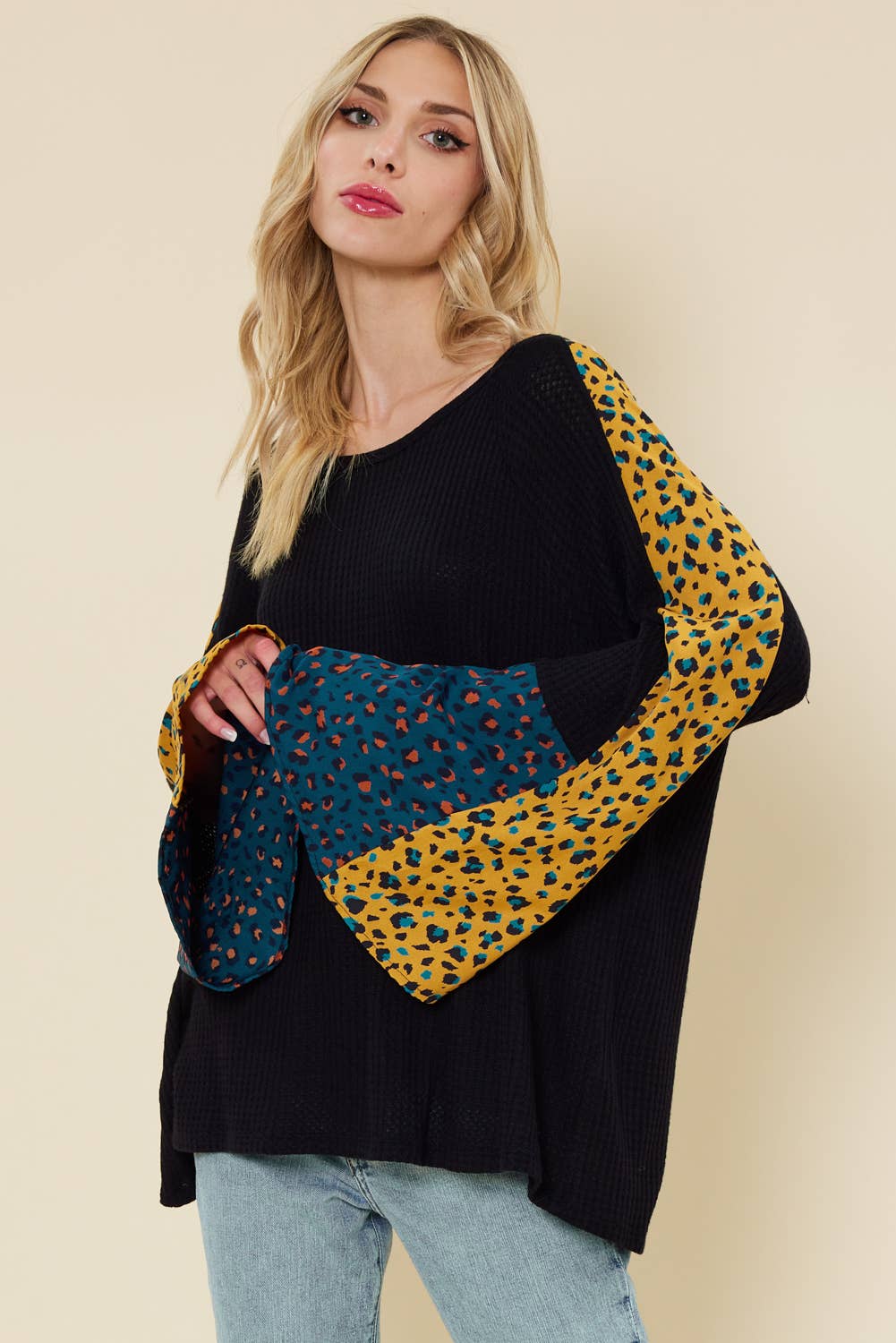 Bell sleeve top with color contrast leopard print