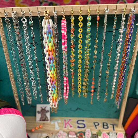 Trucker Hat Chains