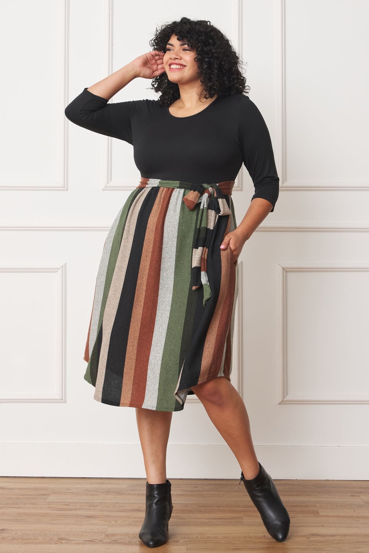 Quarter Sleeve Stripe Sash Midi Dress