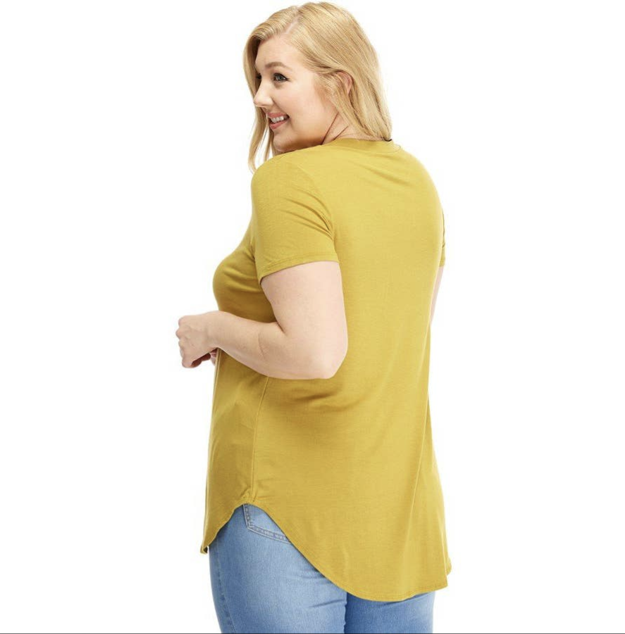 Plus Size Loose Cut Short Sleeve Top