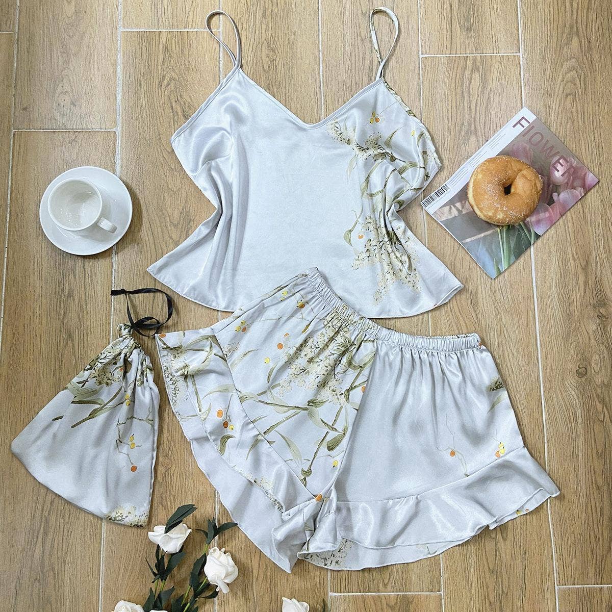 Women Fashion Printed Silk Pajamas Two-Piece Set