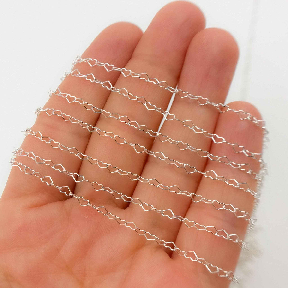 A35/SPSS. 925 Sterling Silver Heart Link Chain