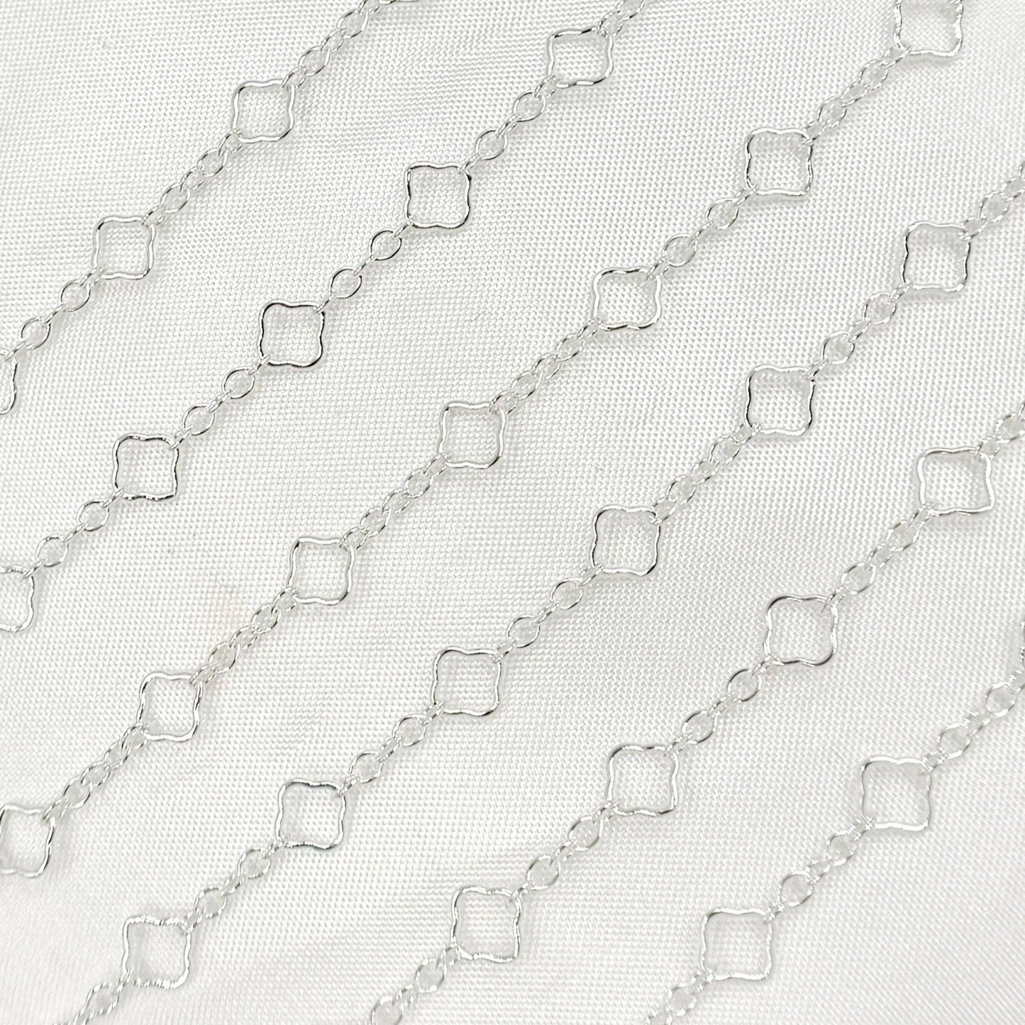 V251SS. Sterling Silver Clover Link Chain