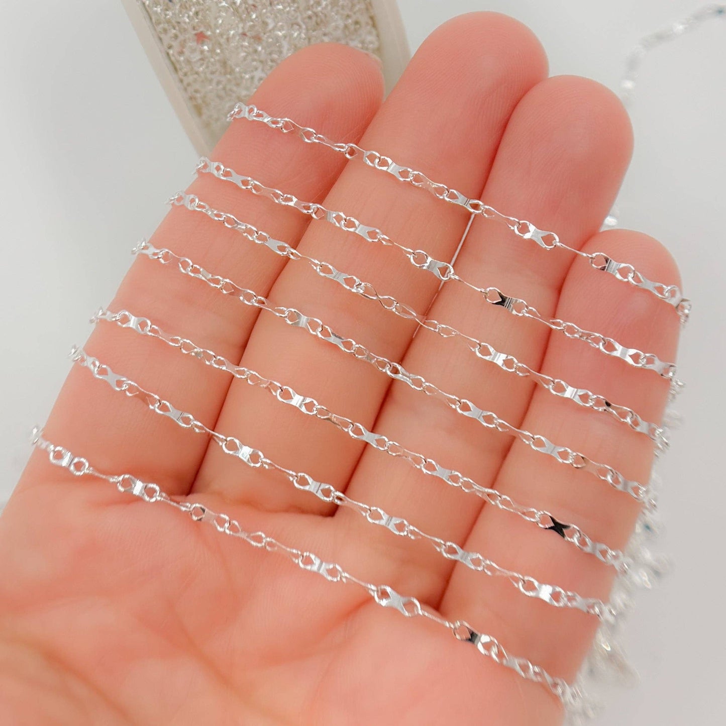 V283SS. Sterling Silver Bold Infinity Link Chain