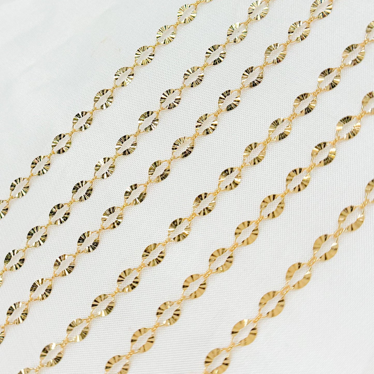 1370SBSFGF. 14K Gold-Filled Diamond Cut Oval Link Chain