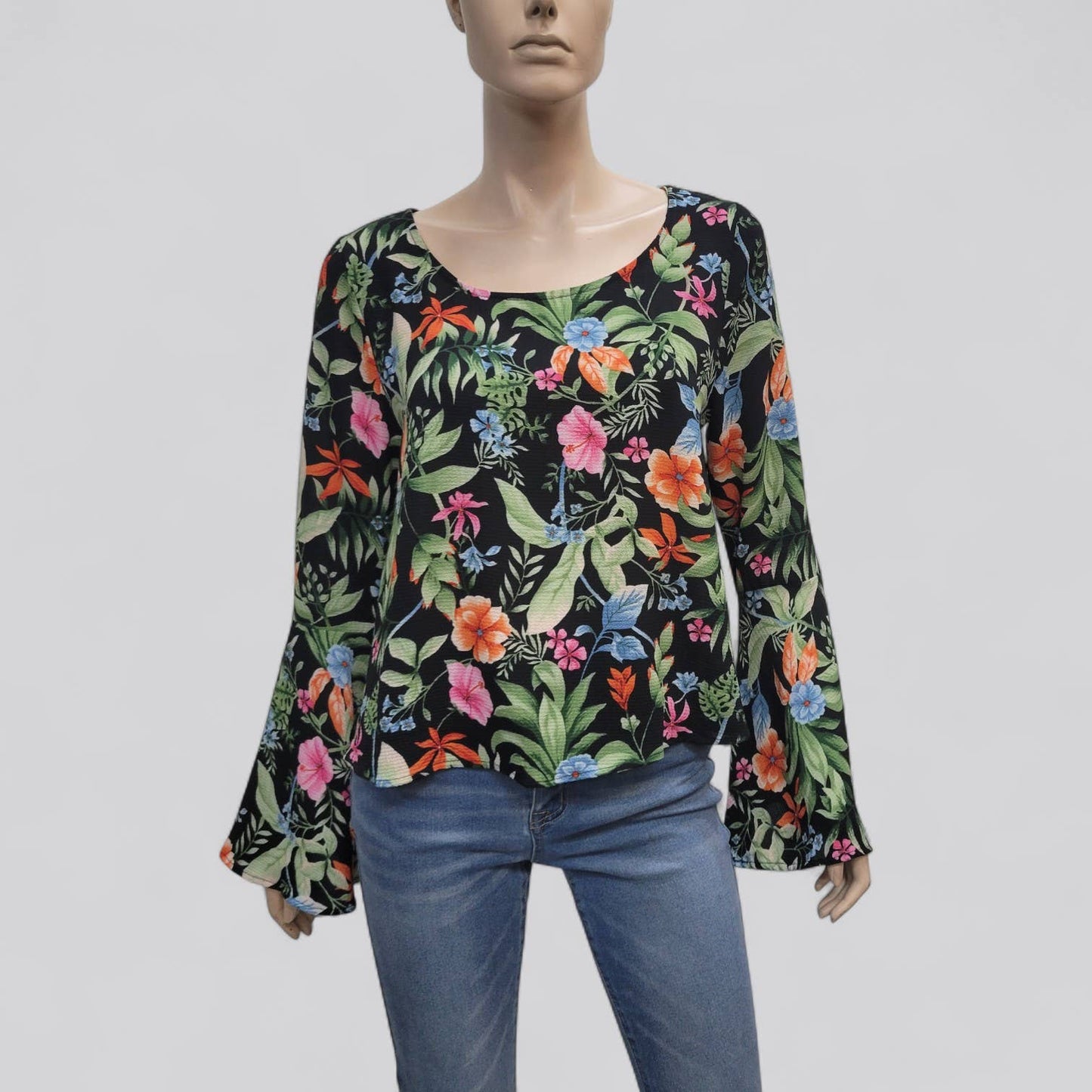 Contemporary Pebble Georgette Pint Pullover Blouse
