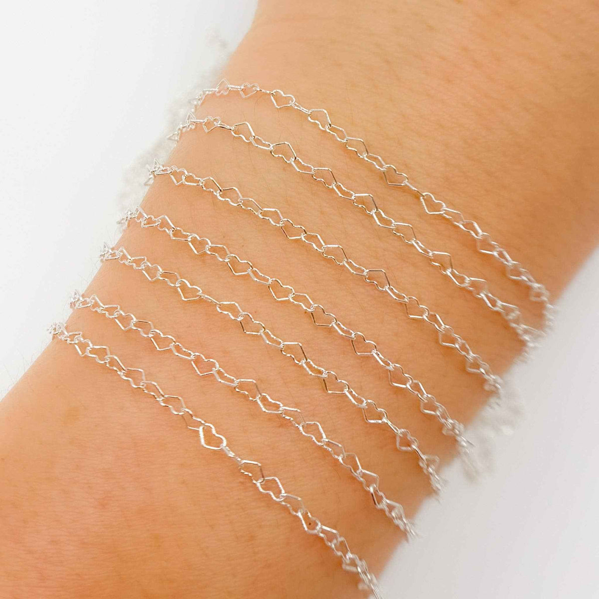 A35/SPSS. 925 Sterling Silver Heart Link Chain