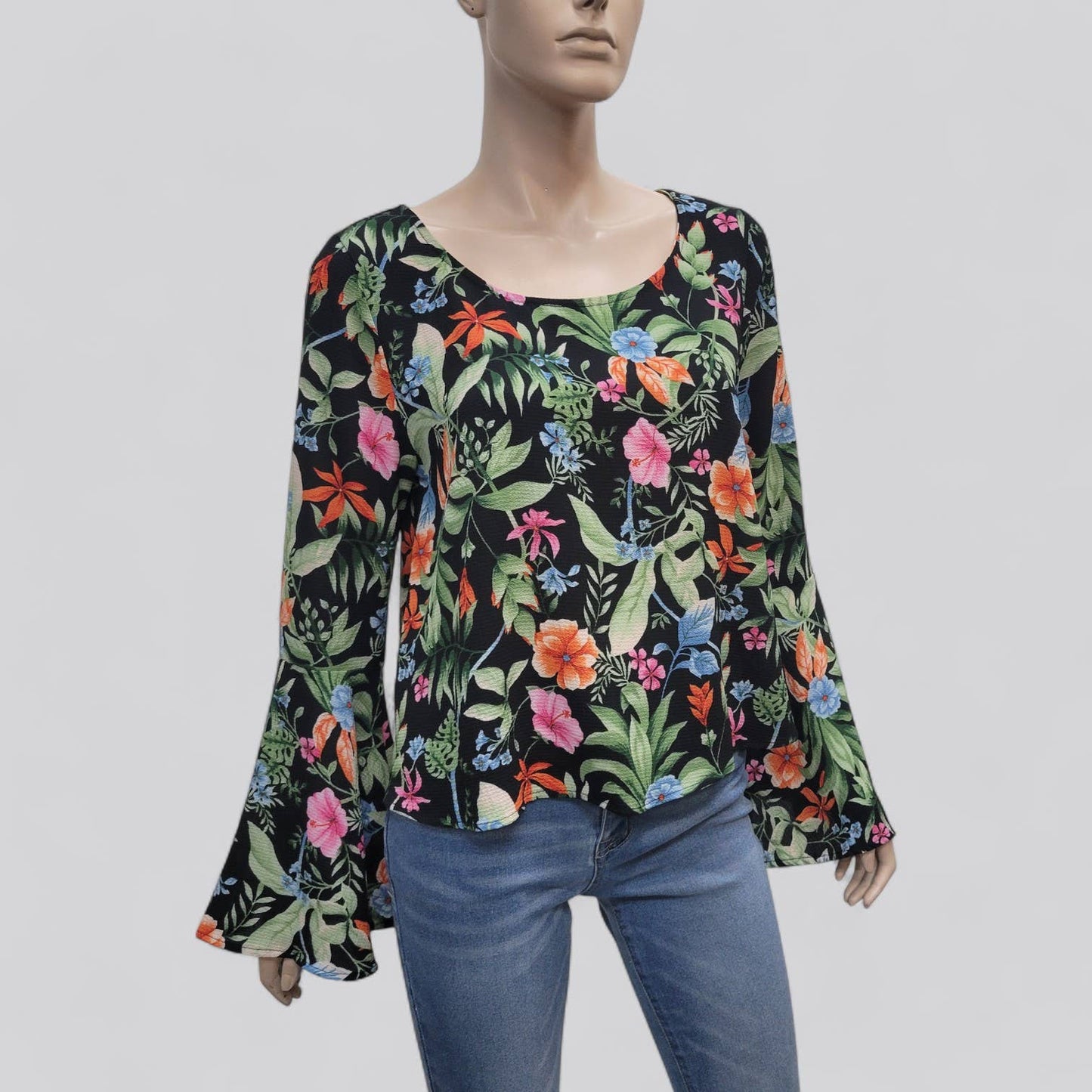 Contemporary Pebble Georgette Pint Pullover Blouse