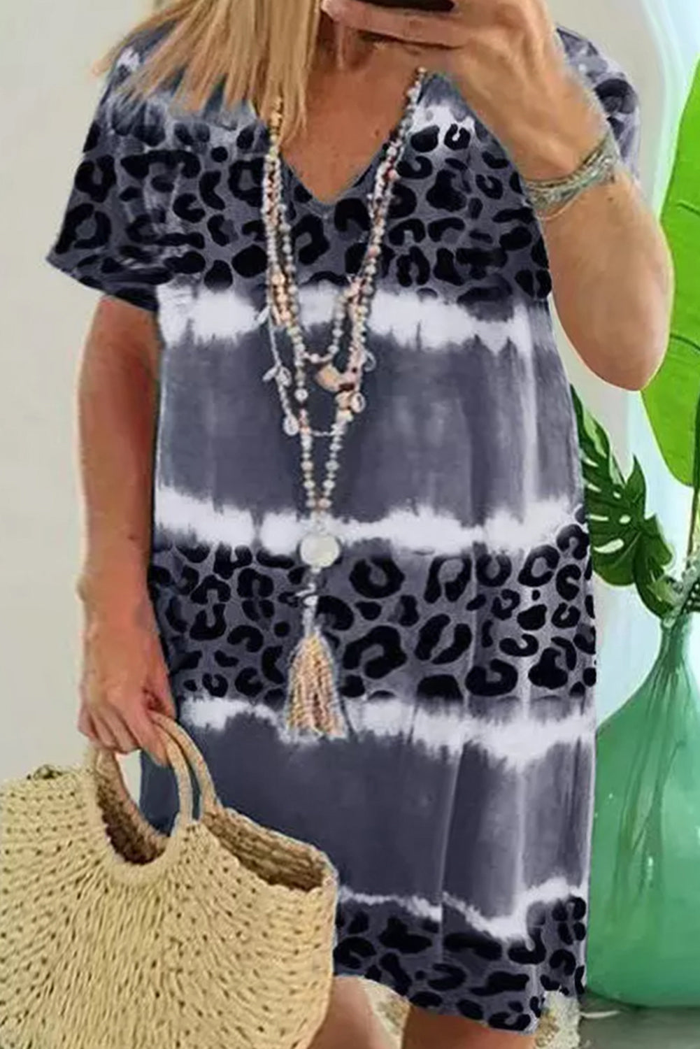 Plus Size Leopard Color Block V Neck T-Shirt Dress