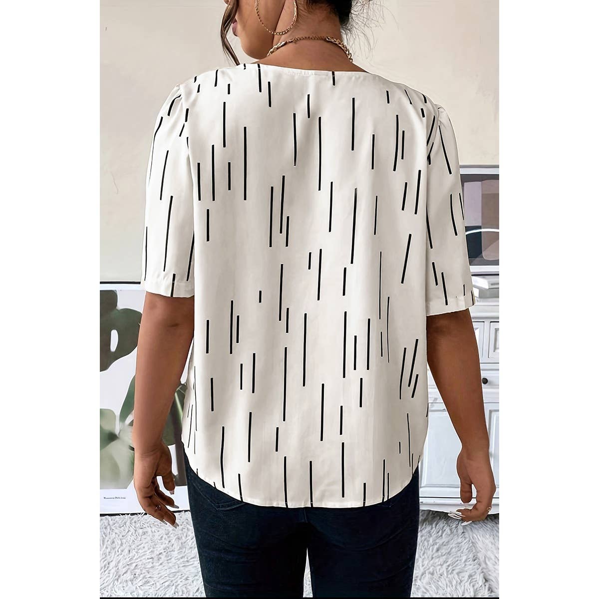 Printed Puff Sleeve Shirt With Line Pattern