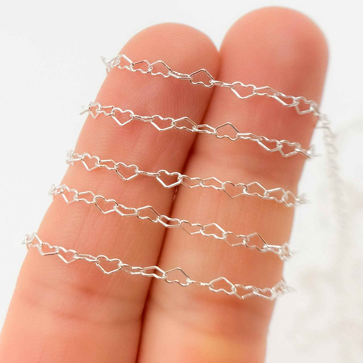 A35/SPSS. 925 Sterling Silver Heart Link Chain