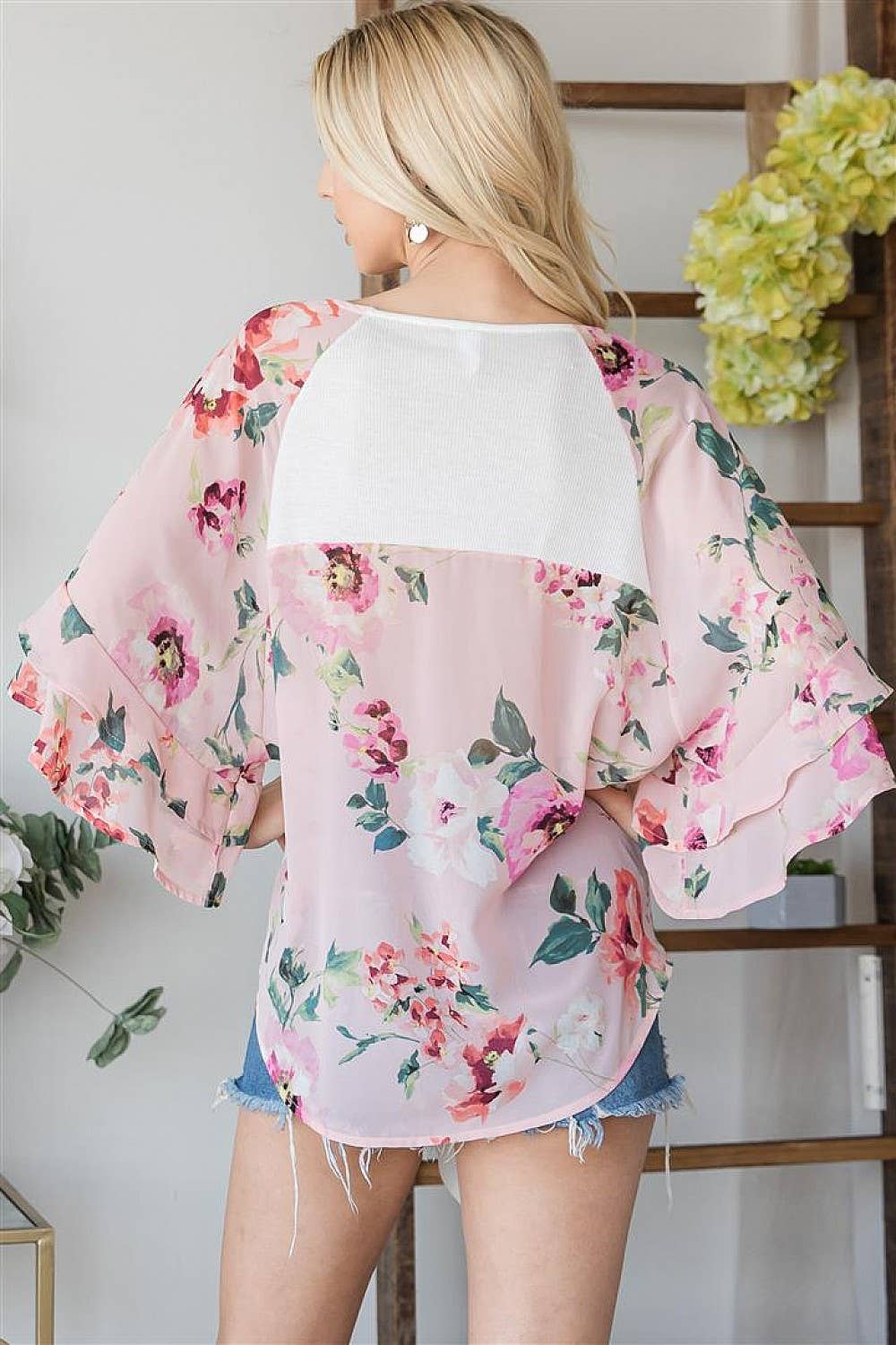 Floral Colorblock Half Sleeve Top: Ivory Pink